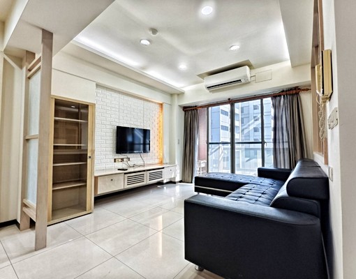 巨蛋凹子底捷運旁R14站前美3房車位 - Image 2