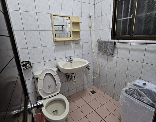 三和路四段💎可申請租金補助💎生活機能佳💎近捷運站 - Image 6