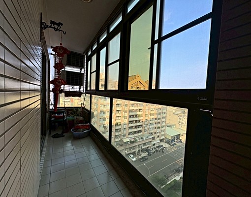 租~生態園區捷運純品大樓~三房平車 - Image 14