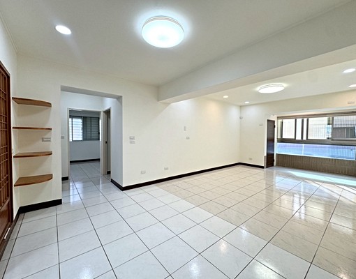 美崙千坪公園旁🔥有管理員.高樓層.平面車位🏠3房電梯華廈 - Image 3