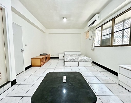 超大空間✨可租補✨近逢甲商圈✨獨曬衣✨沙發獨享✨ - Image 11