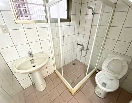 東海榮總🌺合租首選🌺租補兩房🌺正廚房🌺車位可另租🌺 - Image 10