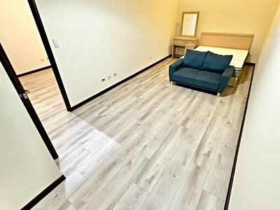 明星勝利學區~國賓兩房平車木質地板17坪~邀請您來看房