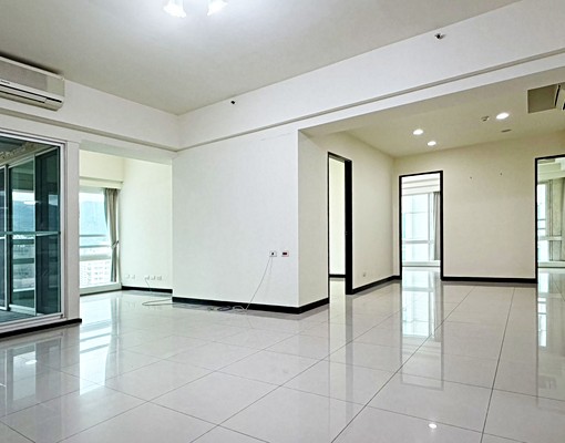 ZA04*甲山林天廈山景四房車(可申請租補) - Image 4