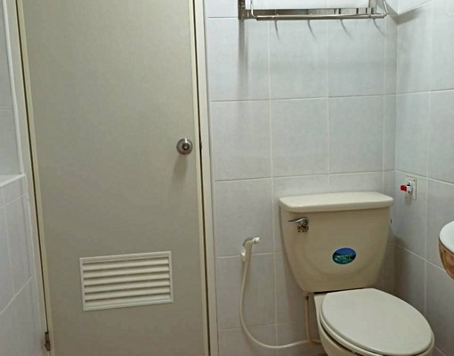 近中山大學/優質庭園套房(限女生)可租補 - Image 9