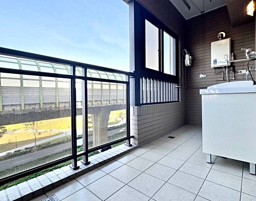 驚爆💥秒殺💥美美電視牆💥職業很友善🉑租補🉑戶籍 - Image 16