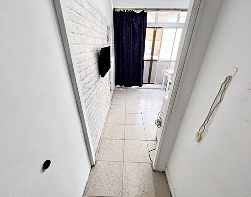 逢甲文心走路捷運🌺超便宜台電🌺雙層冰箱🌺陽台🌺採光 - Image 2