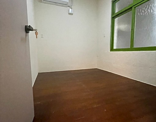 新莊公寓大三房／新裝潢進幸福捷運站／可租補入籍 - Image 1