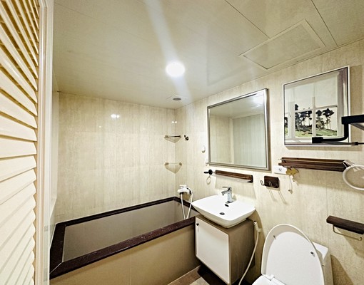 ***(租補)術館美明路/明亮潔淨/三房兩衛/陽台進出*** - Image 3