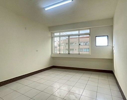 獨家~和生路整棟透天店面 - Image 4