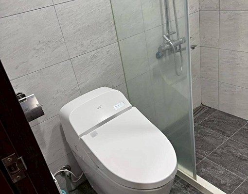 有富御花園江子翠捷運情侶套房有獨立陽台及客廳 - Image 6