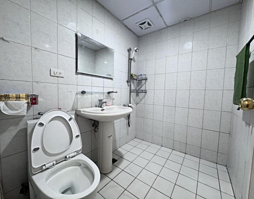 ✅免仲介費✅可租補│近巨蛋商圈│正3+1房含平車☀️嘉暘社宅 - Image 8