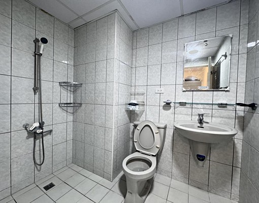 ✅免仲介費✅可租補│近巨蛋商圈│正3+1房含平車☀️嘉暘社宅 - Image 9