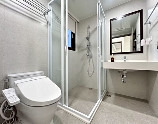 北區|北府苑三房舒適明亮樹梢景觀房+平車 - Image 7