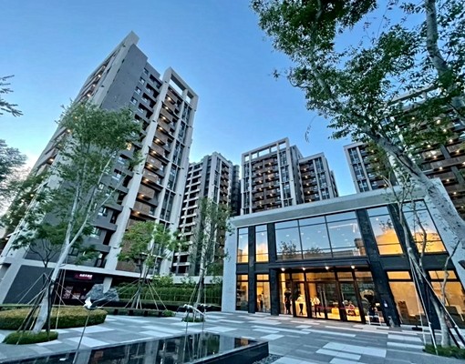 北區|北府苑三房舒適明亮樹梢景觀房+平車 - Image 12