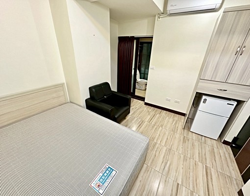 超值秒殺套房✨免爬梯✨可貓✨子母車✨陽台獨洗曬✨飲水機 - Image 1