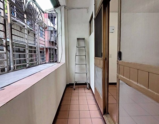 🔥新莊捷運🚇透天2+3F採光寬敞4房🔥看屋找湘涵看屋 - Image 5