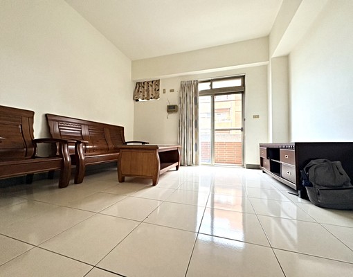 安東社宅/南投市旁大3房/免仲介費可租補 - Image 1