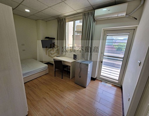 採光房大坪數流理台獨立陽台洗曬衛浴乾濕分離小資電梯套房 - Image 2