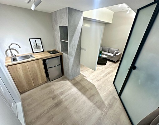 整棟全新完工設計師裝潢正一房一廳🉑雙租補近一中街中國醫! - Image 3