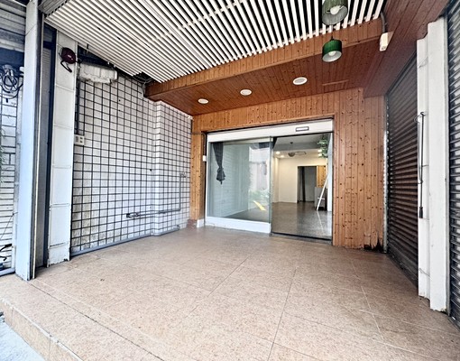 正東區!可住家!可店面!近南紡東寧路商圈黃金三角窗 - Image 3