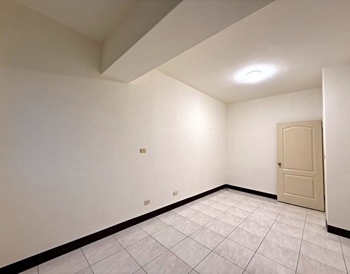 三和國中🚄可租補戶籍🌟家庭合租首選🌟衛浴開窗生活機能佳 - Image 3