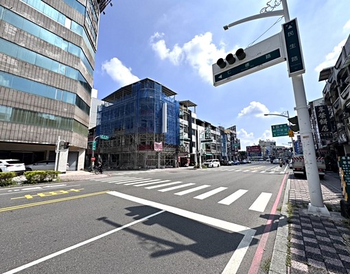 🏠屏東民生路金店面釋出|18米大馬路正面曝光高! - Image 12