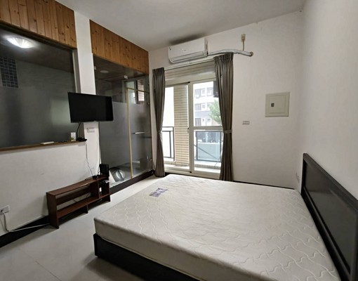 ☆(租)自由路電梯優質套房☆ - Image 1