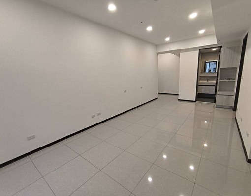 全新屋近三重站(可租補)另平面車位 - Image 2