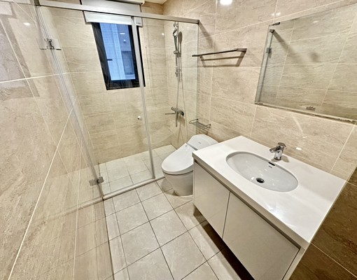 嶺東✨輕屋齡電梯社區✨兩房含平車❤️高樓層😍可租補戶籍‼️ - Image 11