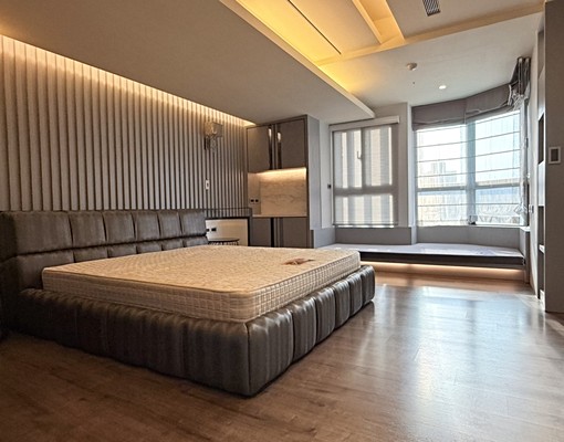 三多商圈捷運|星海灣|四房雙平車精品戶 - Image 7