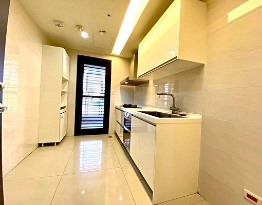 富宇擎山⭐大三房平車⭐衛浴雙開窗 - Image 11