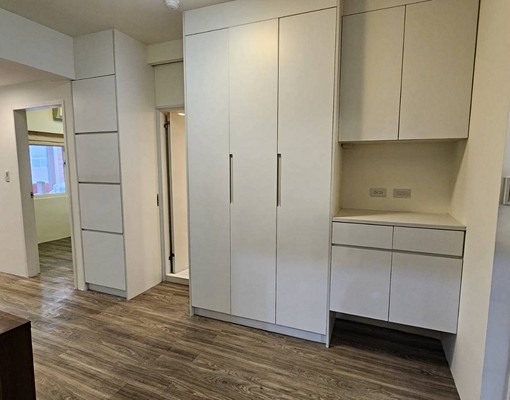 寬悅團隊🏆房仲JJ獨家誠租🏆臨明峰湖前商圈景觀美三房平車 - Image 3