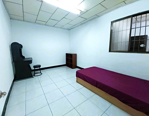 漳和國中旁公寓頂加3房/附基本家具/磚牆隔間 - Image 8