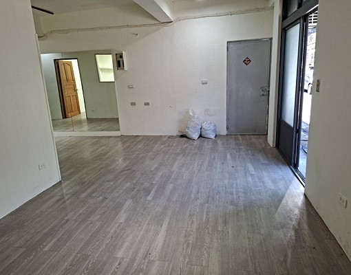 國道路1段39巷X號1樓住家含地下室10坪可租補 30坪天然 - Image 3