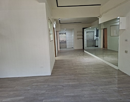 國道路1段39巷X號1樓住家含地下室10坪可租補 30坪天然 - Image 5