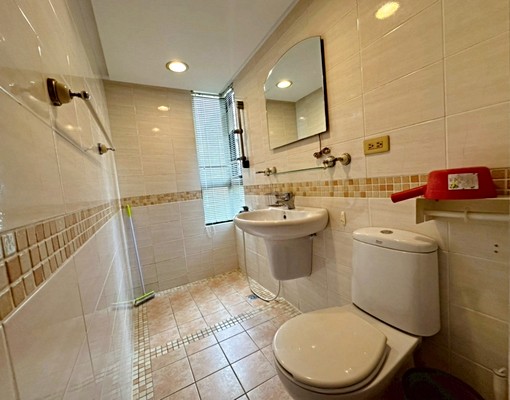 農十六稀有釋出採光優三房平車 - Image 8