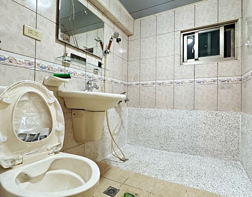 樓中樓!近林口長庚,生活機能優,屋主自租,仲介勿擾 - Image 10