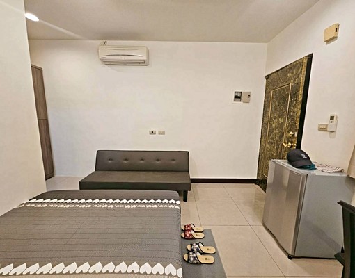 景安❣️全新裝潢、電梯含管/垃圾代收、格局方正、捷運機能好 - Image 5