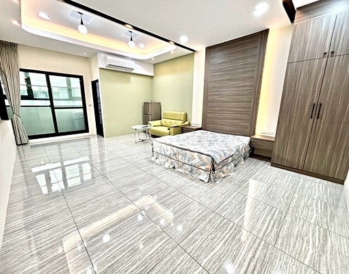 秒殺裝潢❤室內超大❤陽台獨洗曬❤僅此一間❤74旁 - Image 2