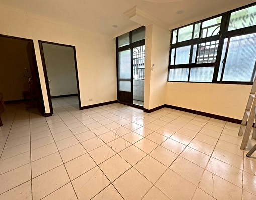 徐匯中學❣️3房租補~捷運機能佳採光通風陽台流理台可炊 - Image 1