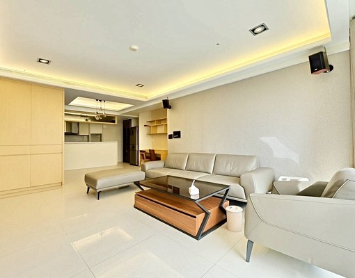 公益黎明大墩💖可寵租補戶籍報稅超美大四房含雙平車💖浴缸 - Image 1