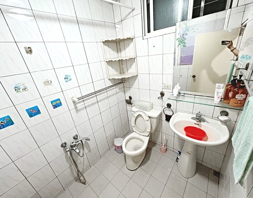 近永福橋【超值租案】免爬梯★限女性★衛浴開窗 - Image 3