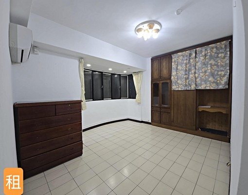 永安市場電梯大樓~全新裝潢傢具齊全~有垃圾管理~租金可議 - Image 2