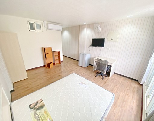 小資最愛✨住戶單純✨超大空間✨陽台獨洗✨秒殺套房 - Image 3