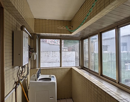 吉屋出租適合小資上班族(包租代管.非自住勿擾) - Image 4