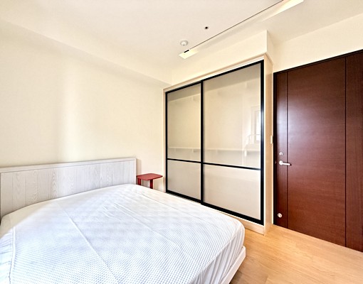 會說話的房子丨標準泳池丨可雙車丨隨時看丨報稅丨室內籃球場 - Image 10