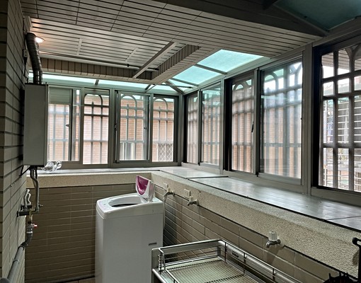 國泰街電梯四房出租 - Image 12