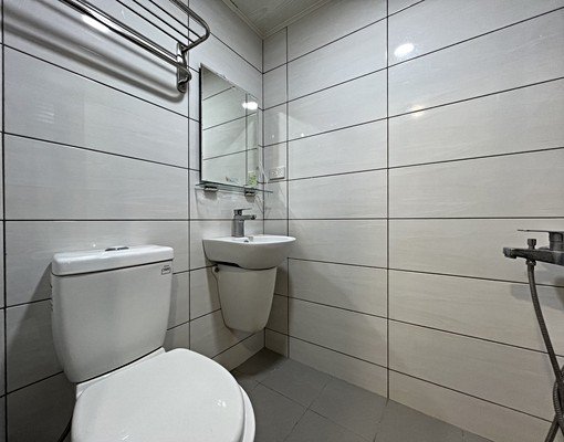 極新物件💕屋況超好✨可雙租補✨可租汽車位✨外觀漂亮 - Image 6