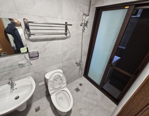 少爺帶你看|全新電梯透天☘️拎包入住☘️全新家具☘️可寵 - Image 4